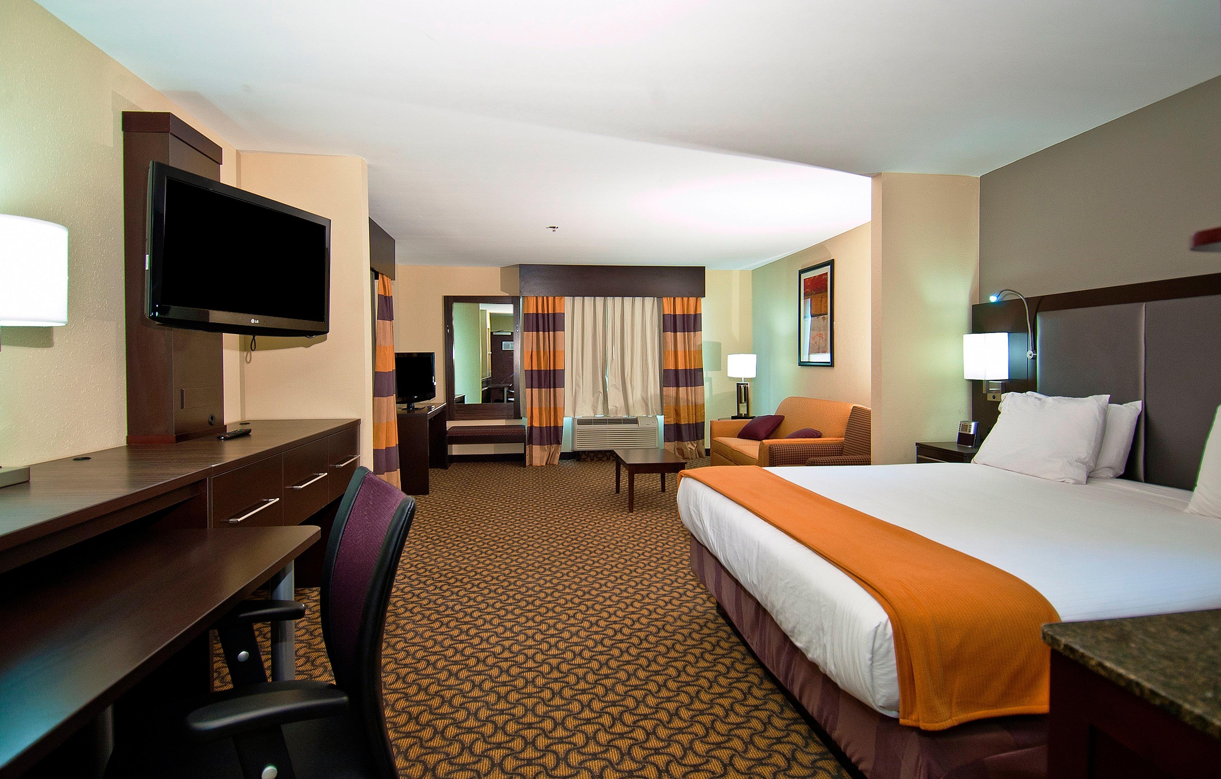 Holiday Inn Express & Suites Jackson/Pearl International Airport Exterior foto