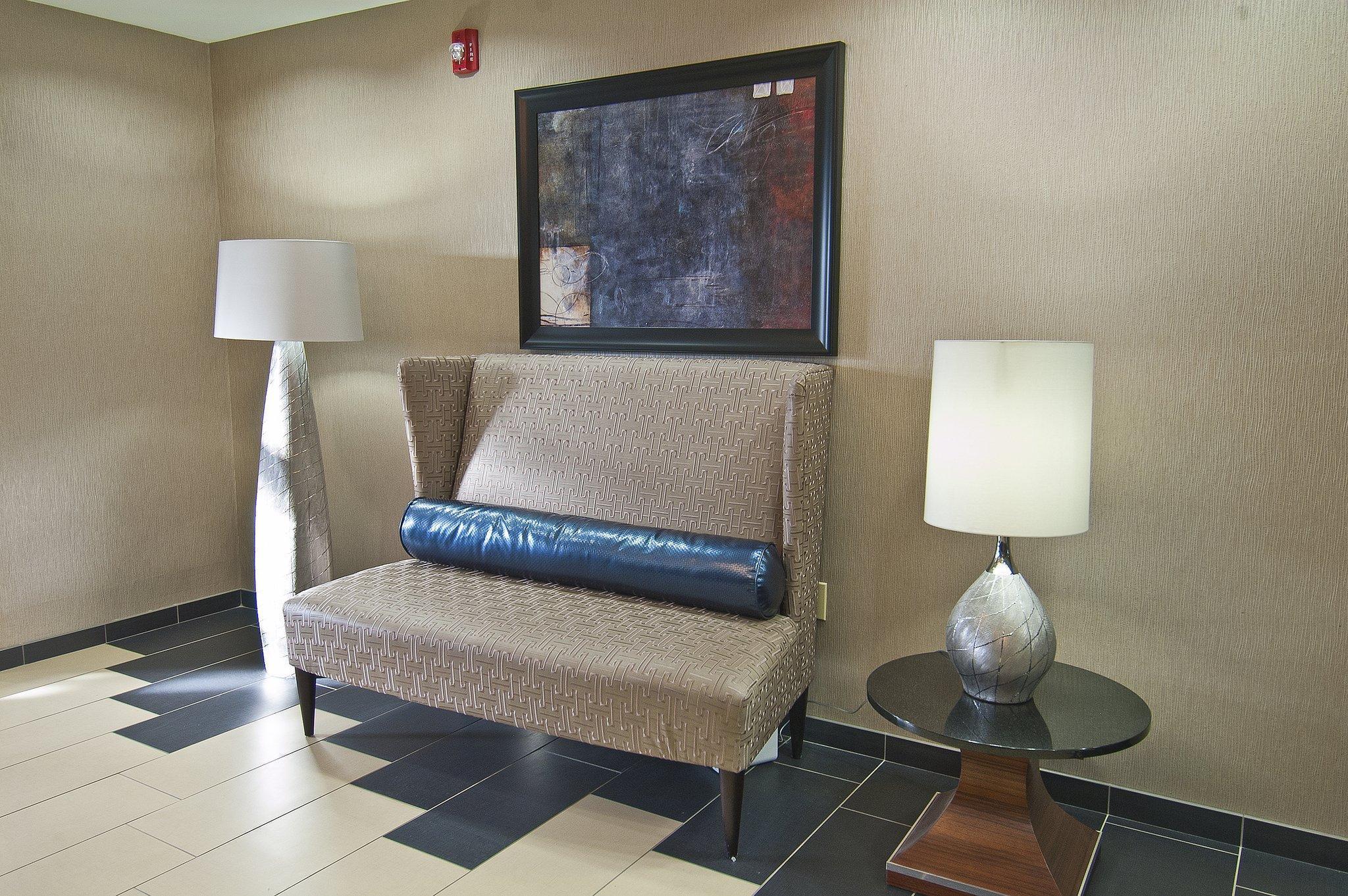 Holiday Inn Express & Suites Jackson/Pearl International Airport Exterior foto
